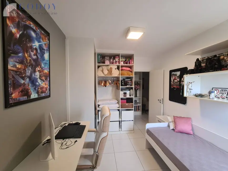 Foto 9 de Apartamento com 4 quartos à venda, 202m2 em Centro, Taubate - SP