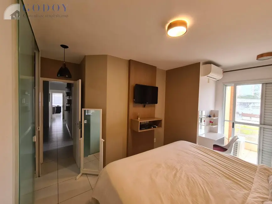 Foto 6 de Apartamento com 4 quartos à venda, 202m2 em Centro, Taubate - SP