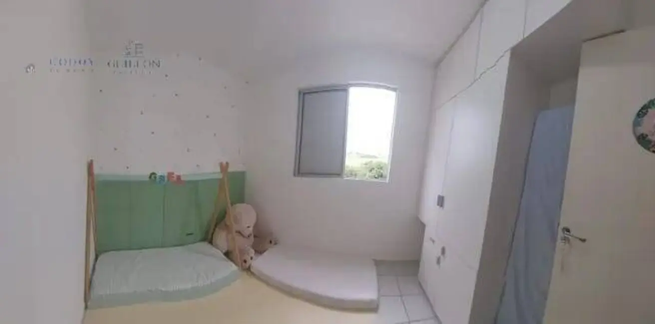 Foto 2 de Apartamento com 2 quartos à venda, 44m2 em Campos Elíseos, Taubate - SP