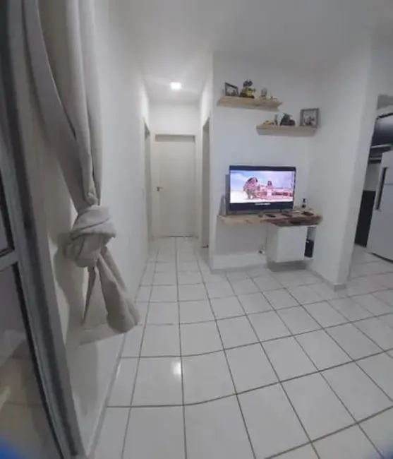 Foto 3 de Apartamento com 2 quartos à venda, 44m2 em Campos Elíseos, Taubate - SP