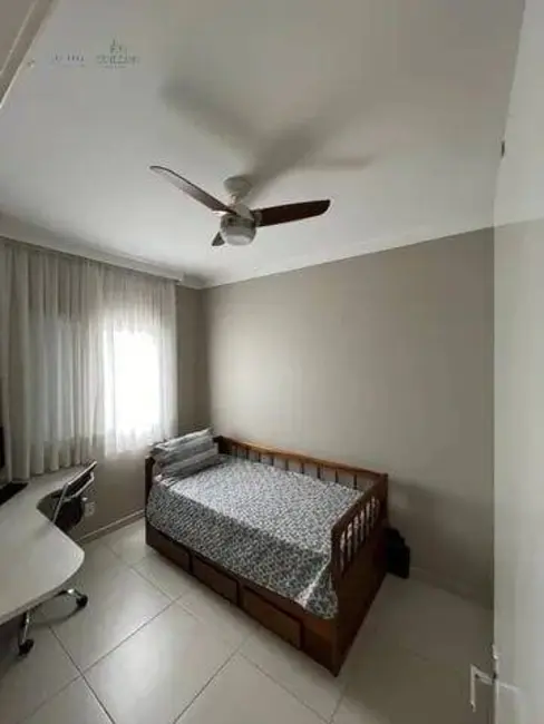 Foto 9 de Apartamento com 2 quartos à venda, 70m2 em Barreiro, Taubate - SP