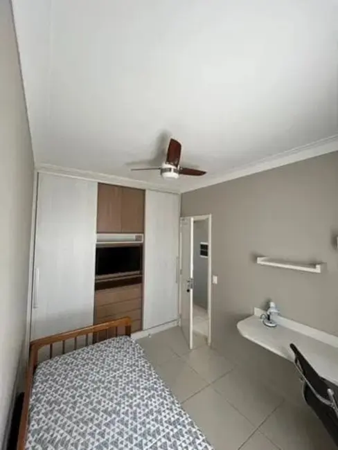 Foto 8 de Apartamento com 2 quartos à venda, 70m2 em Barreiro, Taubate - SP