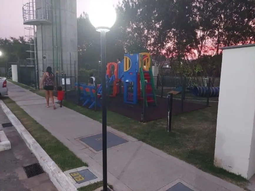 Foto 2 de Apartamento com 2 quartos à venda, 39m2 em Jardim das Bandeiras, Taubate - SP