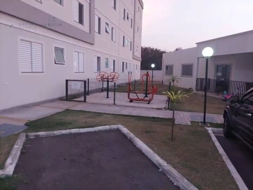 Foto 3 de Apartamento com 2 quartos à venda, 39m2 em Jardim das Bandeiras, Taubate - SP