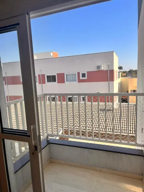 Foto 9 de Apartamento com 2 quartos à venda, 55m2 em Parque São Domingos, Pindamonhangaba - SP
