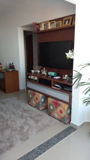 Foto 4 de Apartamento com 2 quartos à venda, 62m2 em Jardim Morumby, Taubate - SP