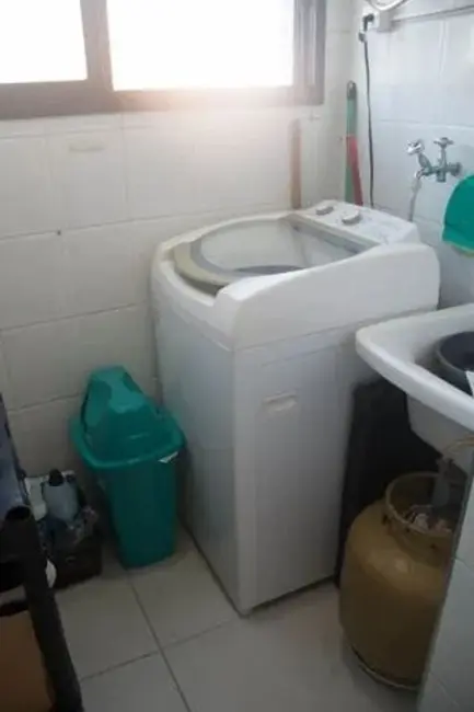 Foto 1 de Apartamento com 1 quarto à venda, 50m2 em Jardim Eulália, Taubate - SP