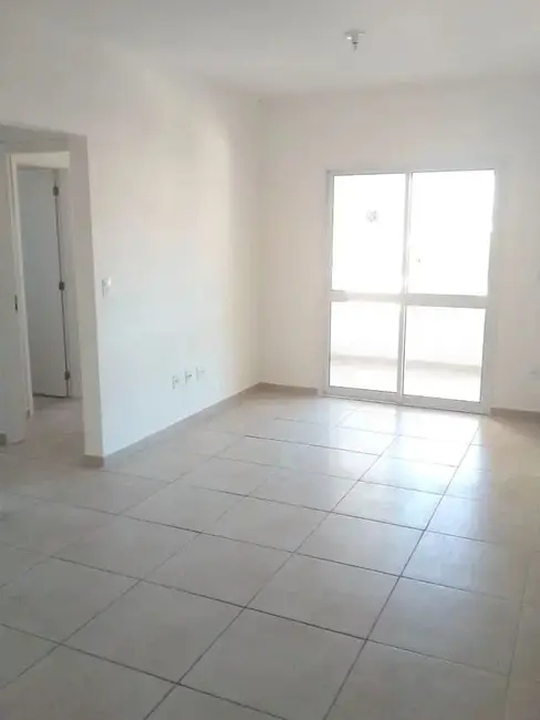 Foto 2 de Apartamento com 2 quartos à venda, 75m2 em Centro, Taubate - SP