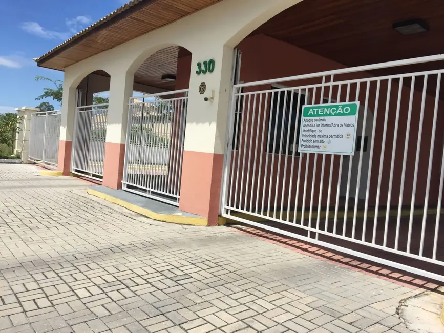 Foto 1 de Apartamento com 2 quartos à venda, 52m2 em Pindamonhangaba - SP