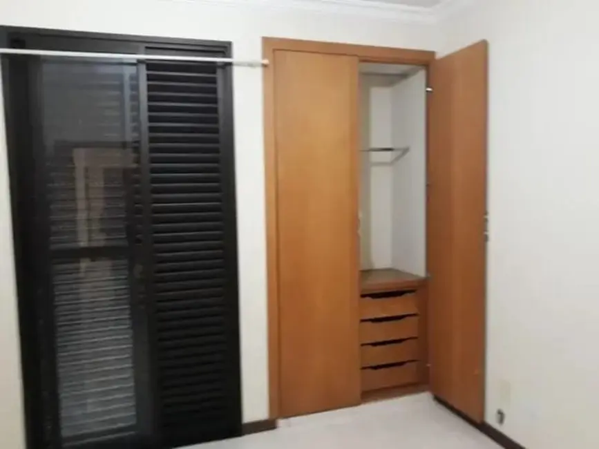 Foto 4 de Apartamento com 2 quartos à venda, 87m2 em Centro, Taubate - SP