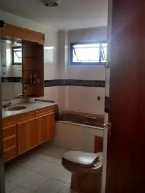 Foto 9 de Apartamento com 3 quartos à venda, 187m2 em Centro, Taubate - SP