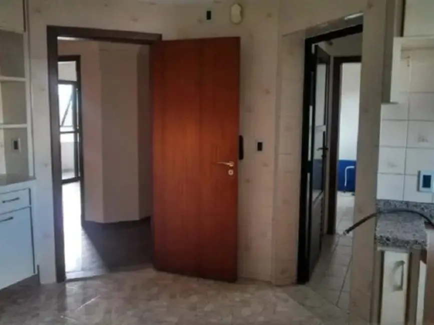 Foto 6 de Apartamento com 3 quartos à venda, 187m2 em Centro, Taubate - SP