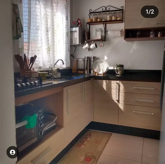 Foto 2 de Apartamento com 2 quartos à venda, 61m2 em Pindamonhangaba - SP