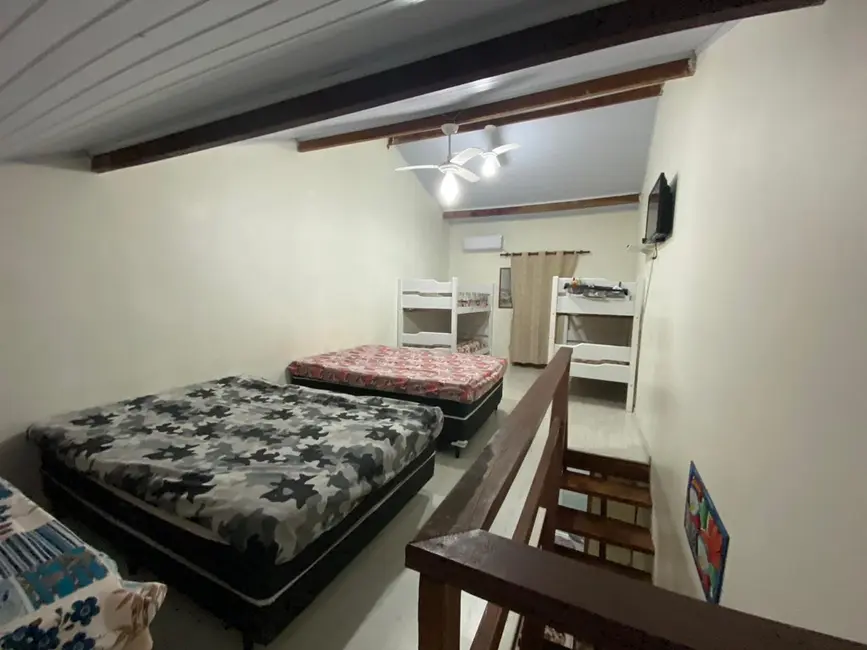 Foto 4 de Loft / Flat com 1 quarto à venda, 88m2 em Ubatuba - SP