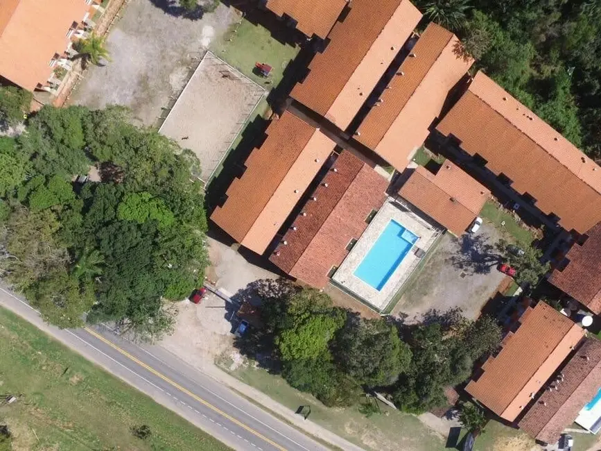 Foto 3 de Loft / Flat com 1 quarto à venda, 88m2 em Ubatuba - SP