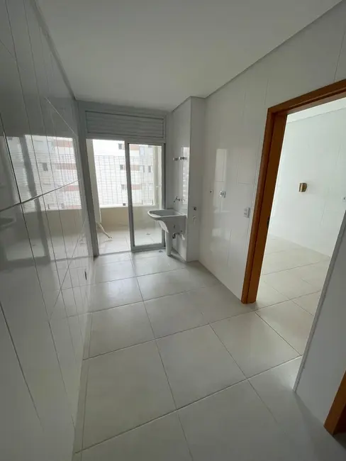 Foto 7 de Apartamento com 3 quartos à venda, 155m2 em Vila Edmundo, Taubate - SP
