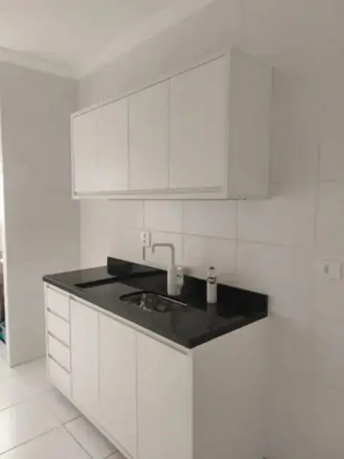 Foto 2 de Apartamento com 2 quartos à venda em Jardim Gurilândia, Taubate - SP