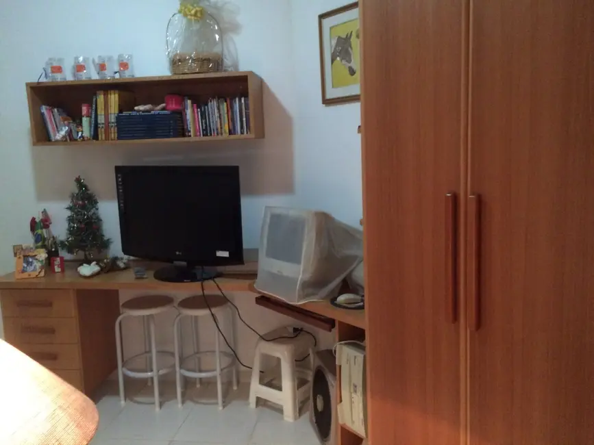 Foto 8 de Apartamento com 2 quartos à venda, 74m2 em Vila São Geraldo, Taubate - SP