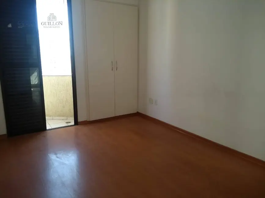 Cobertura com 3 quartos à venda, 165m2 em Centro, Taubate - SP - imagem 4 Foto 4 de Cobertura com 3 quartos à venda, 165m2 em Centro, Taubate - SP