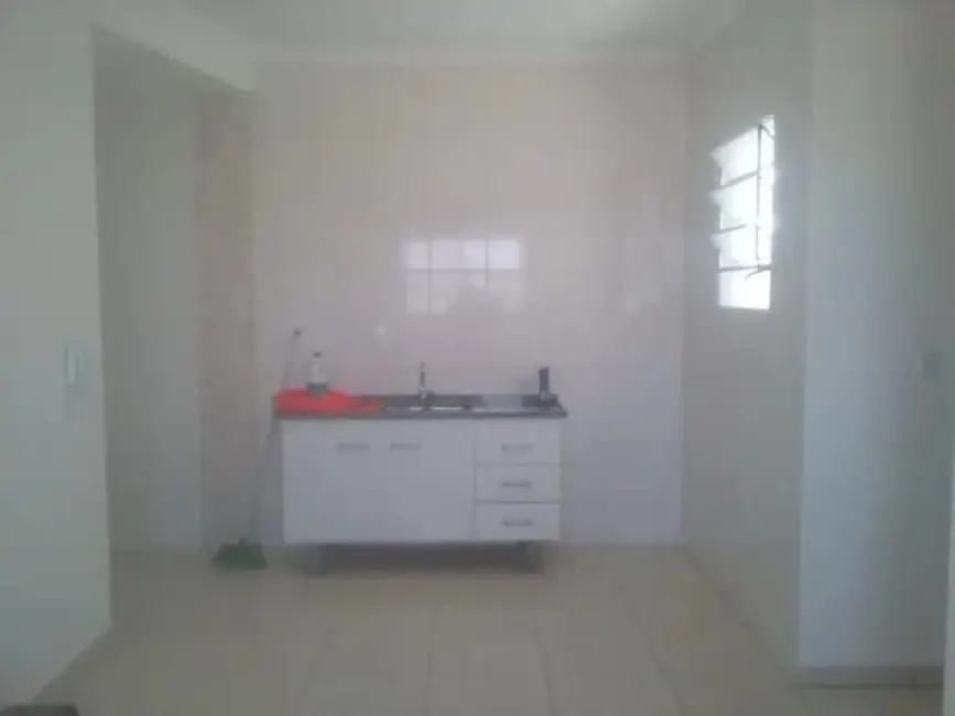 Foto 3 de Apartamento com 2 quartos à venda, 64m2 em Vista Alegre, Taubate - SP