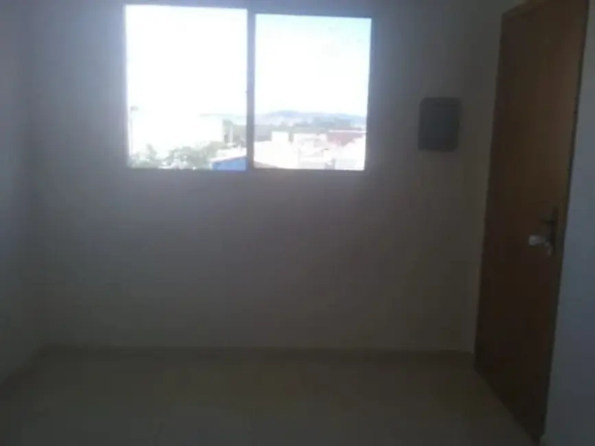 Foto 2 de Apartamento com 2 quartos à venda, 64m2 em Vista Alegre, Taubate - SP