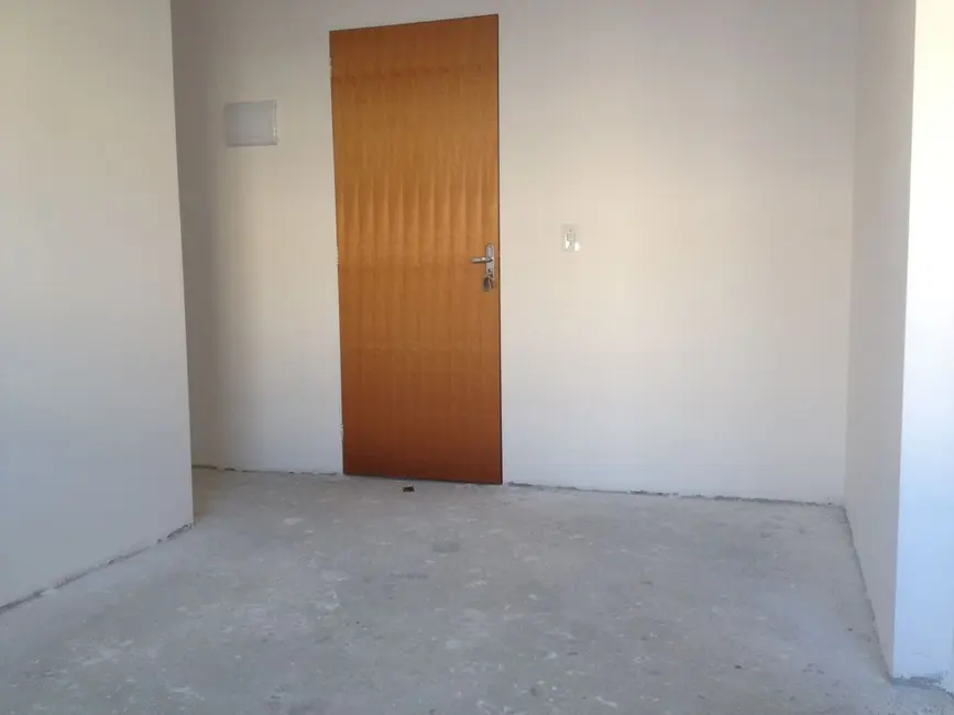 Foto 4 de Apartamento com 2 quartos à venda, 44m2 em Residencial e Comercial Cidade Morumbi, Pindamonhangaba - SP