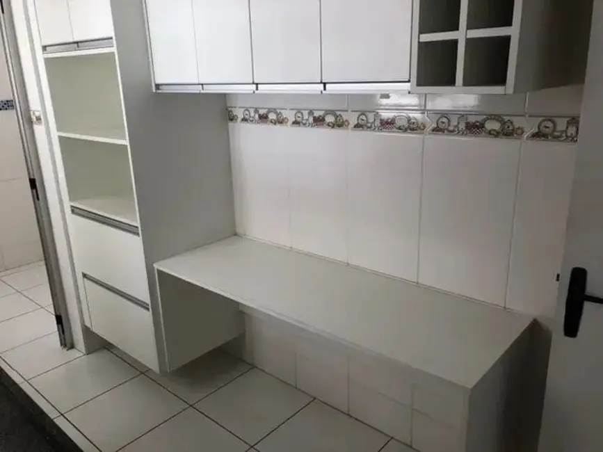 Foto 3 de Apartamento com 3 quartos à venda, 90m2 em Vila Santa Fé, Taubate - SP