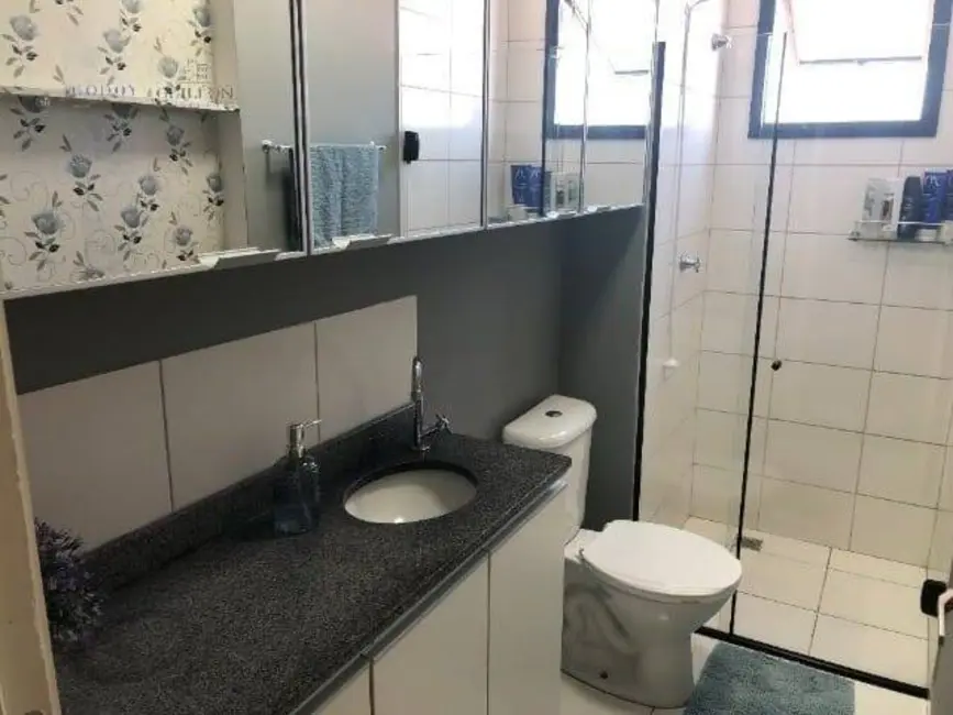 Foto 1 de Apartamento com 3 quartos à venda, 73m2 em Pindamonhangaba - SP