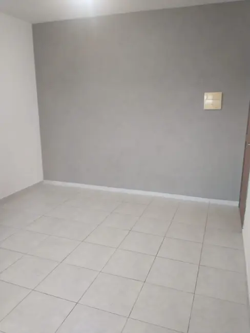 Foto 2 de Apartamento com 2 quartos à venda, 57m2 em Jardim Gurilândia, Taubate - SP