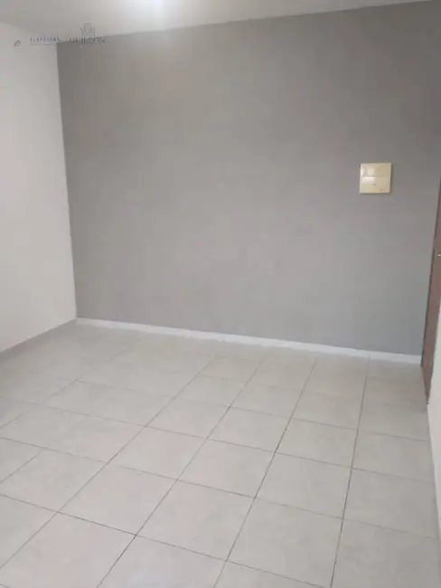 Foto 2 de Apartamento com 2 quartos à venda, 57m2 em Jardim Gurilândia, Taubate - SP