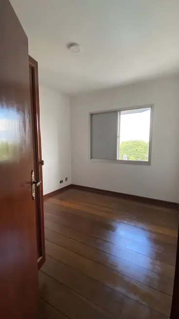 Foto 9 de Apartamento com 3 quartos à venda, 130m2 em Santana, Pindamonhangaba - SP