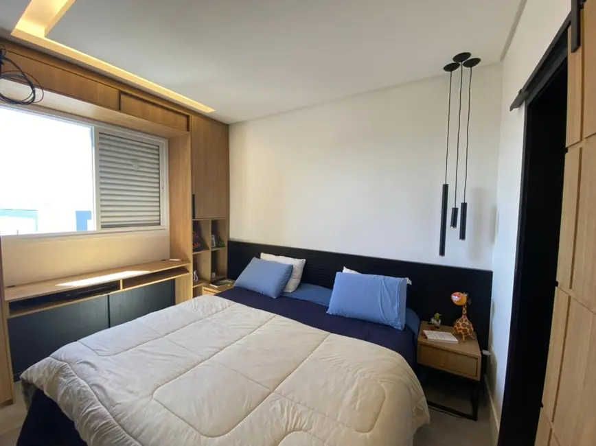 Foto 5 de Apartamento com 2 quartos à venda, 74m2 em Taubate - SP