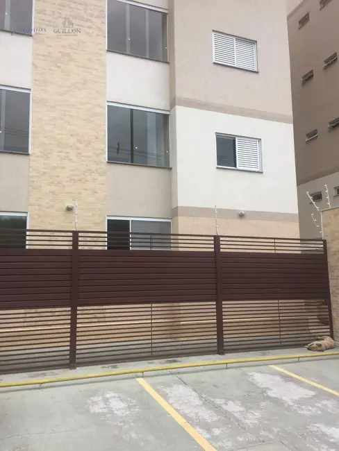 Foto 2 de Apartamento com 2 quartos à venda, 69m2 em Pindamonhangaba - SP