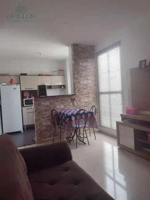 Foto 2 de Apartamento com 2 quartos à venda, 44m2 em Jardim das Bandeiras, Taubate - SP