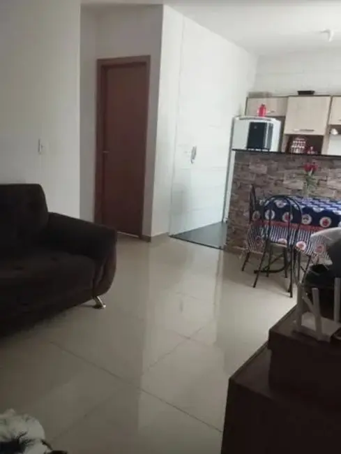 Foto 1 de Apartamento com 2 quartos à venda, 44m2 em Jardim das Bandeiras, Taubate - SP