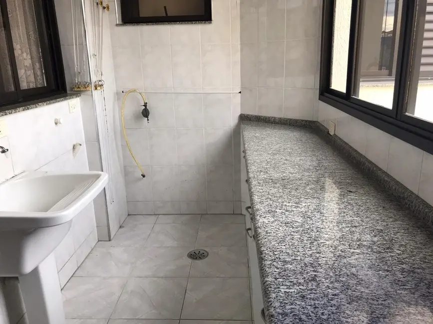 Foto 5 de Apartamento com 3 quartos à venda, 138m2 em Centro, Taubate - SP