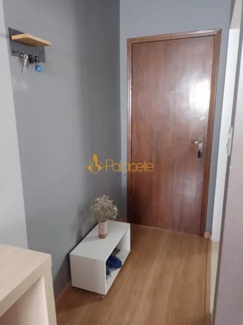 Foto 2 de Apartamento com 2 quartos à venda, 68m2 em Taubate - SP