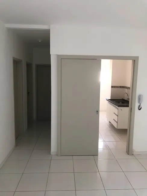 Foto 3 de Apartamento com 2 quartos à venda, 65m2 em Granja Daniel, Taubate - SP