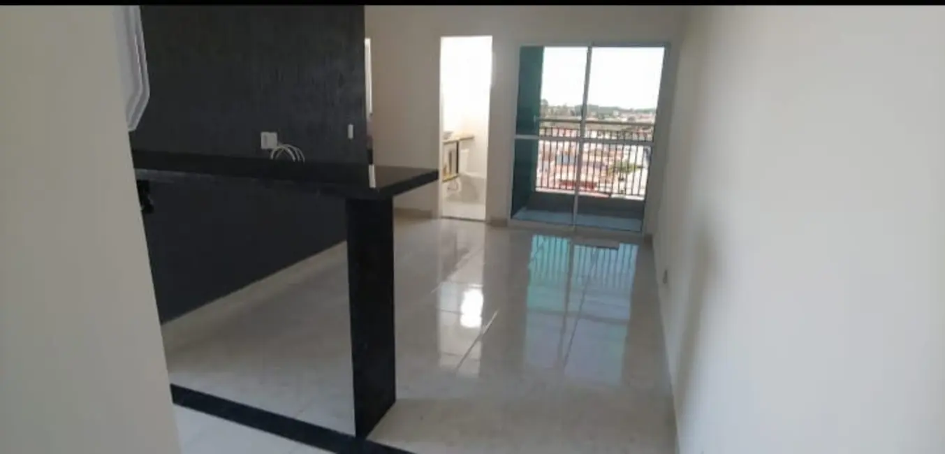 Foto 2 de Apartamento com 2 quartos à venda, 60m2 em Pindamonhangaba - SP