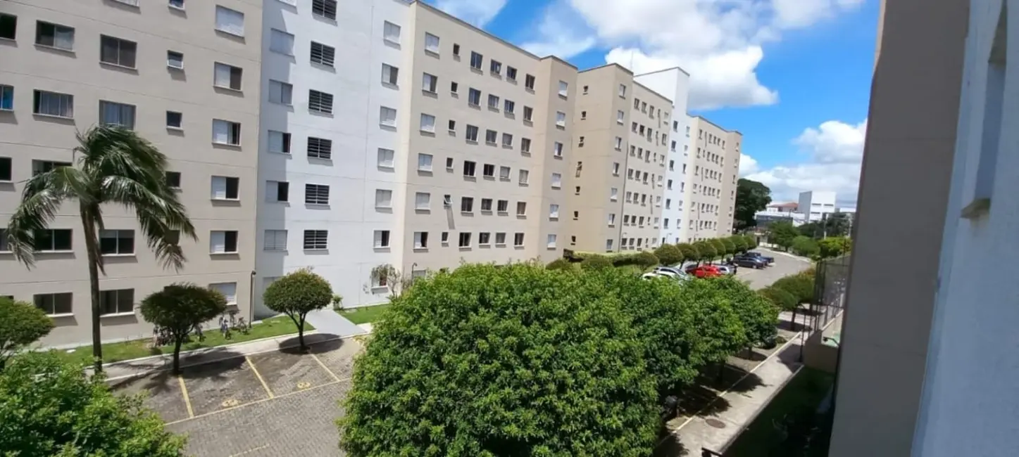 Foto 2 de Apartamento com 2 quartos à venda, 47m2 em Santana, Pindamonhangaba - SP