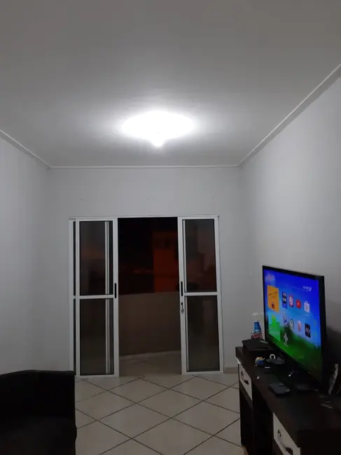 Foto 2 de Apartamento com 3 quartos à venda, 70m2 em Vila Bourghese, Pindamonhangaba - SP
