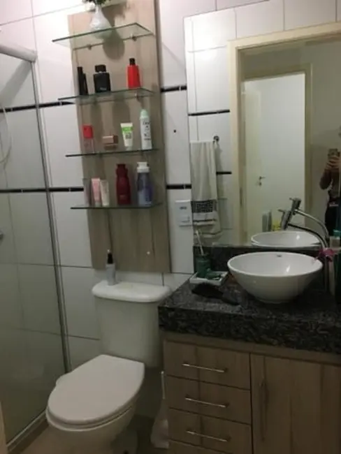 Foto 4 de Apartamento com 2 quartos à venda, 50m2 em Campos Elíseos, Taubate - SP