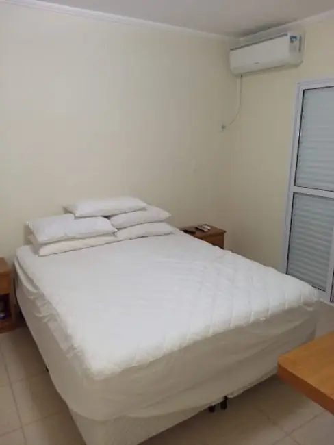 Foto 4 de Apartamento com 3 quartos à venda, 185m2 em Ubatuba - SP