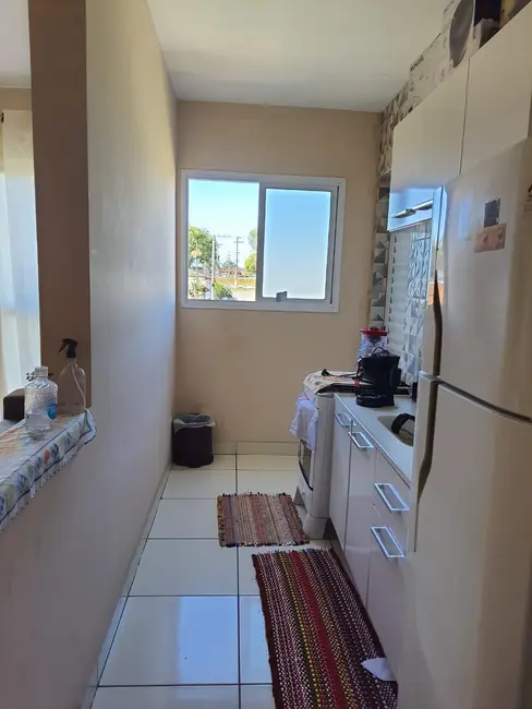 Apartamento com 2 quartos à venda, 50m2 em Jardim Eloyna, Pindamonhangaba - SP - imagem 3 Foto 3 de Apartamento com 2 quartos à venda, 50m2 em Jardim Eloyna, Pindamonhangaba - SP