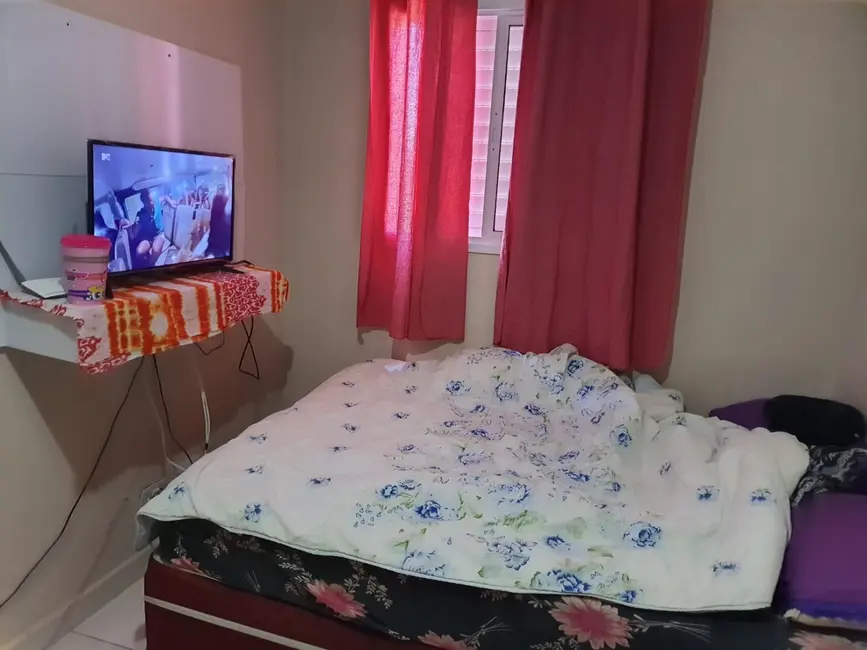 Apartamento com 2 quartos à venda, 50m2 em Jardim Eloyna, Pindamonhangaba - SP - imagem 7 Foto 7 de Apartamento com 2 quartos à venda, 50m2 em Jardim Eloyna, Pindamonhangaba - SP