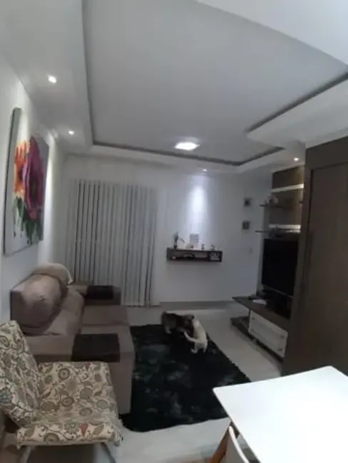 Foto 5 de Apartamento com 2 quartos para alugar, 47m2 em Campos Elíseos, Taubate - SP