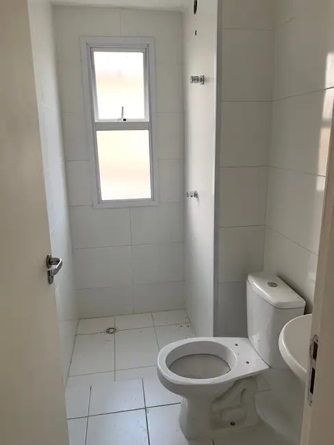 Foto 2 de Apartamento com 2 quartos à venda, 52m2 em Pindamonhangaba - SP