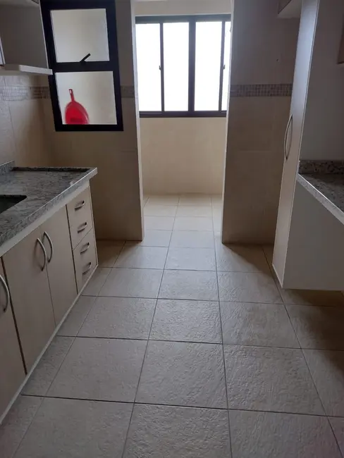 Foto 3 de Apartamento com 2 quartos à venda, 77m2 em Centro, Taubate - SP