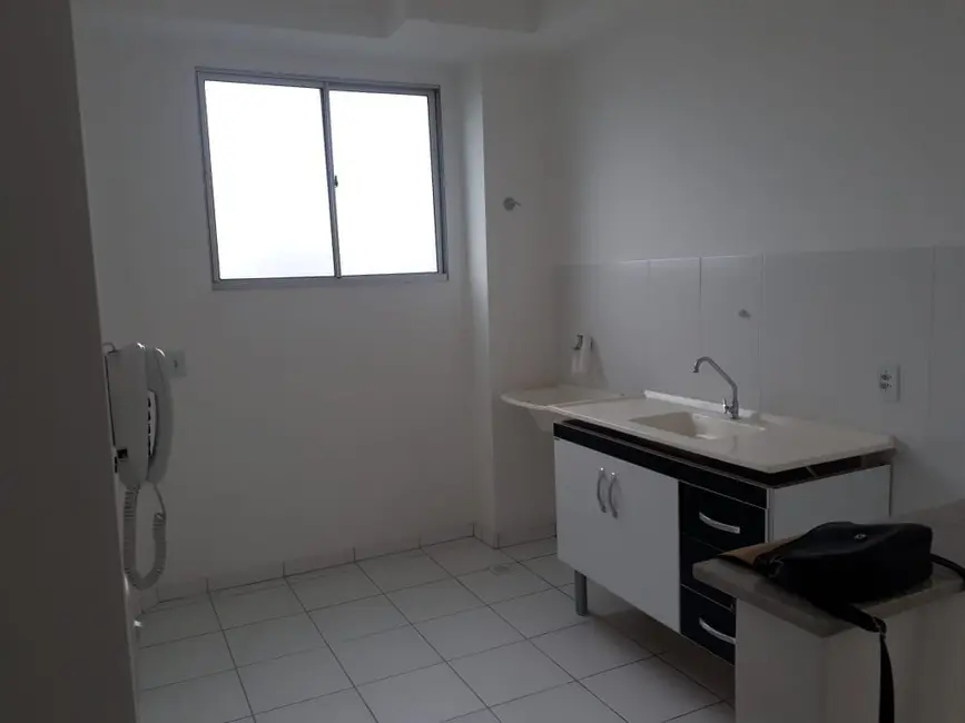 Foto 2 de Apartamento com 2 quartos à venda, 48m2 em Jardim Santa Catarina, Taubate - SP
