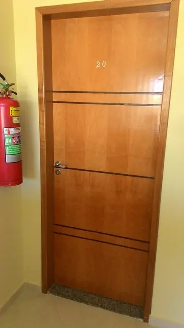 Foto 2 de Apartamento com 2 quartos à venda, 69m2 em Residencial Maricá, Pindamonhangaba - SP